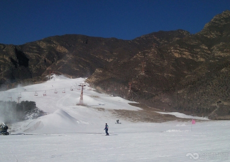 贵州遵义仙人山人工滑雪场旅游项目