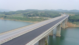 马梧高速公路桂江大桥
